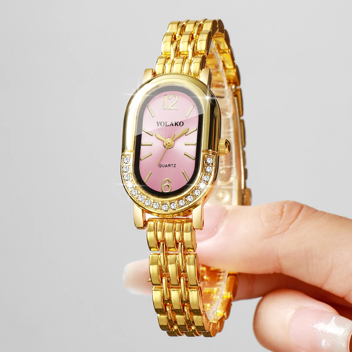 Luxury Rhinestone Women Quartz - Luxury Watch Display Case 评论和价格