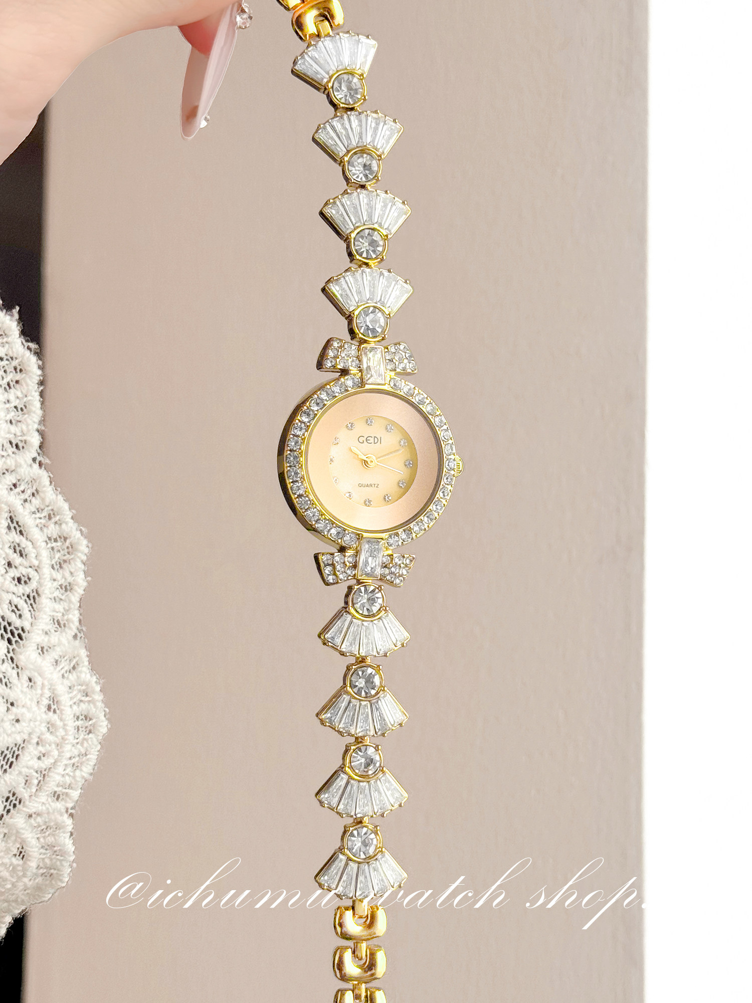 Mermaid Women's Watch Light Lu - Luxury Watches 评论和价格