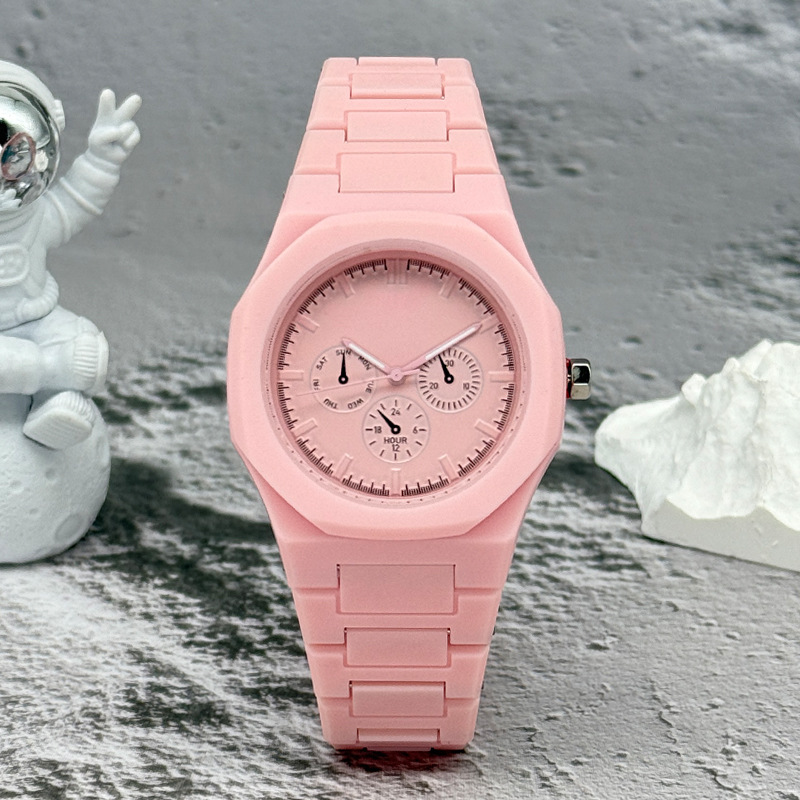 Famous Brand Fake Three-Eyed D - Zen Luxury Watch 评论和价格